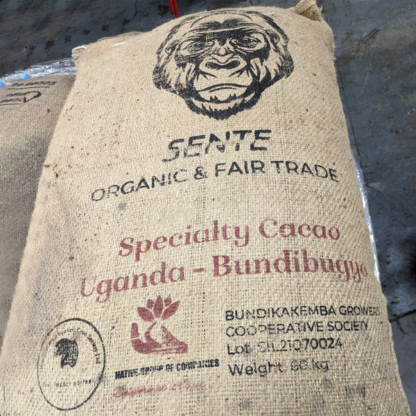 ugandan_70%_dark_chocolate_bar_cacao_sacks